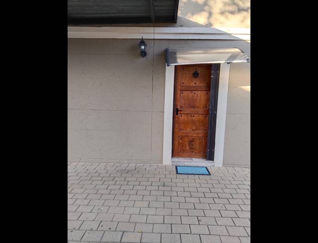 3 bed property to rent in TERENURE